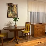 Holiday home Dom Pod Jaworem *